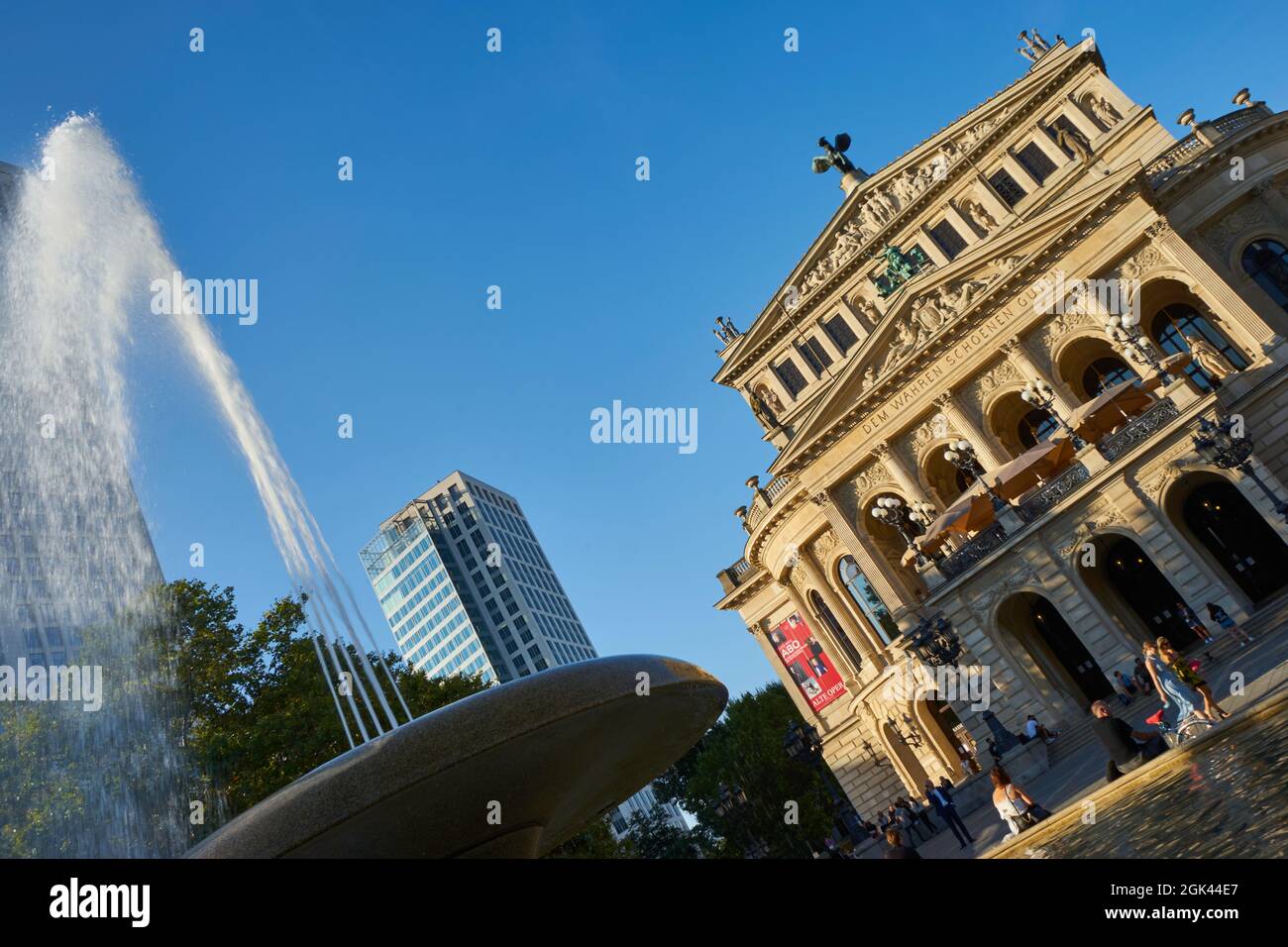 Lucae-Brunnen, Alte Oper, Opernplatz, Innenstadt, Frankfurt am Main, Hessen, Deutschland Stockfoto