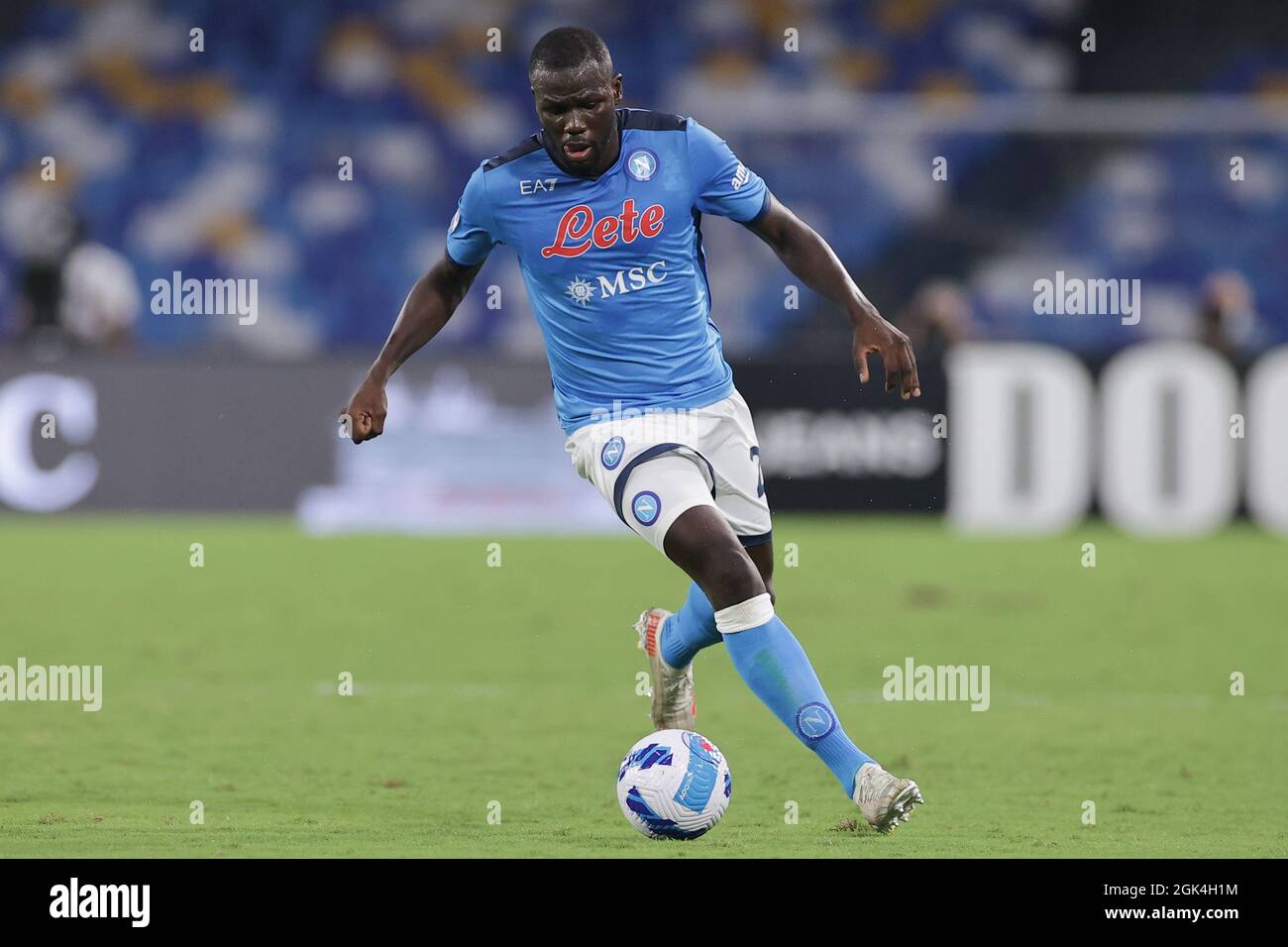 Napoli, Italien. September 2021. Kalidou Koulibaly von SSC Napoli während des Fußballspiels der Serie A 2021/2022 zwischen SSC Napoli und Juventus FC im Stadion Diego Armando Maradona in Napoli (Italien), 11. September 2021. Foto Cesare Purini/Insidefoto Kredit: Insidefoto srl/Alamy Live News Stockfoto