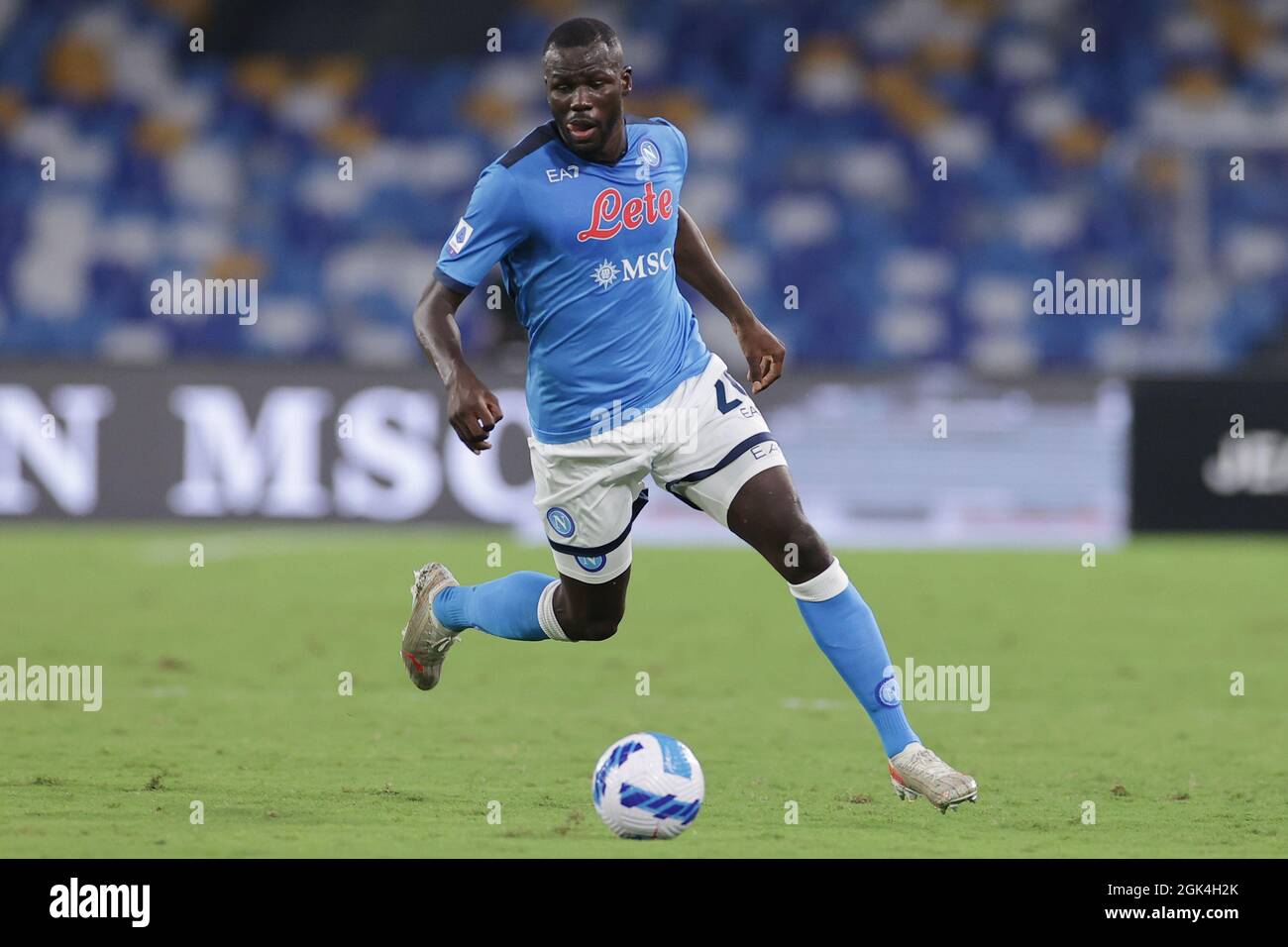 Napoli, Italien. September 2021. Kalidou Koulibaly von SSC Napoli während des Fußballspiels der Serie A 2021/2022 zwischen SSC Napoli und Juventus FC im Stadion Diego Armando Maradona in Napoli (Italien), 11. September 2021. Foto Cesare Purini/Insidefoto Kredit: Insidefoto srl/Alamy Live News Stockfoto