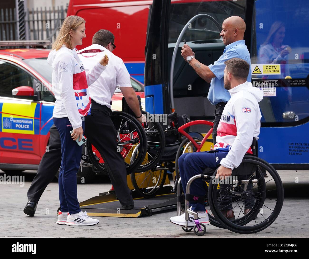 Team GB paralympier bei der Ankunft in den Houses of Parliament in London. Bilddatum: Montag, 13. September 2021. Stockfoto