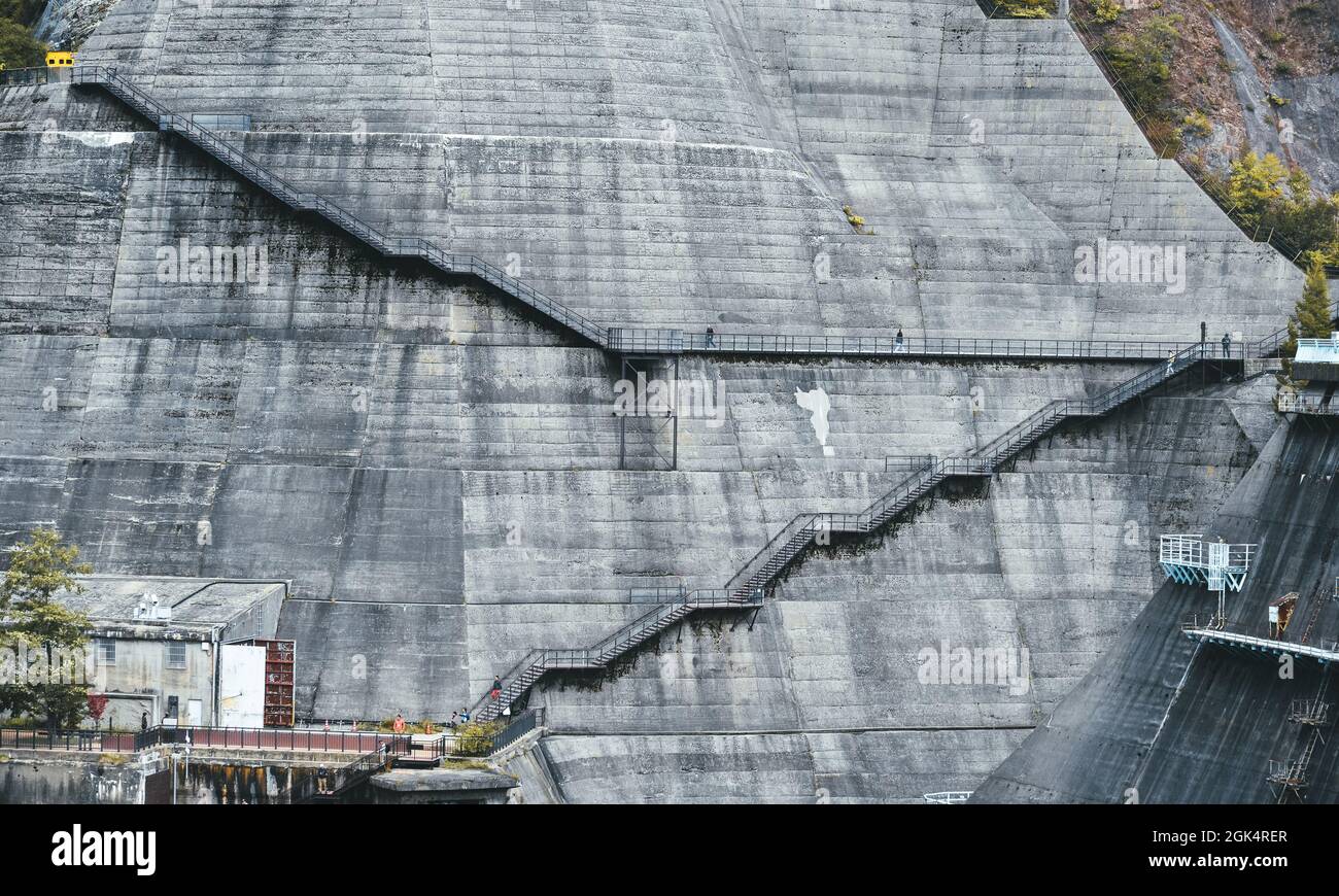 KurobeTalsperre in Toyama, Japan. Der KurobeStaudamm ist der größte