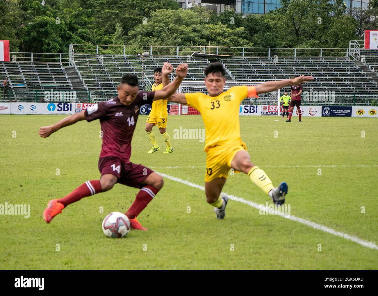 Der FC Hyderabad gewinnt 5-0 gegen Assam-Gewehre in einem Spiel der Gruppe D, das auf dem Mohun Bagan-Boden in Kalkata gespielt wird. (Foto von Amlan Biswas/Pacific Press) Stockfoto