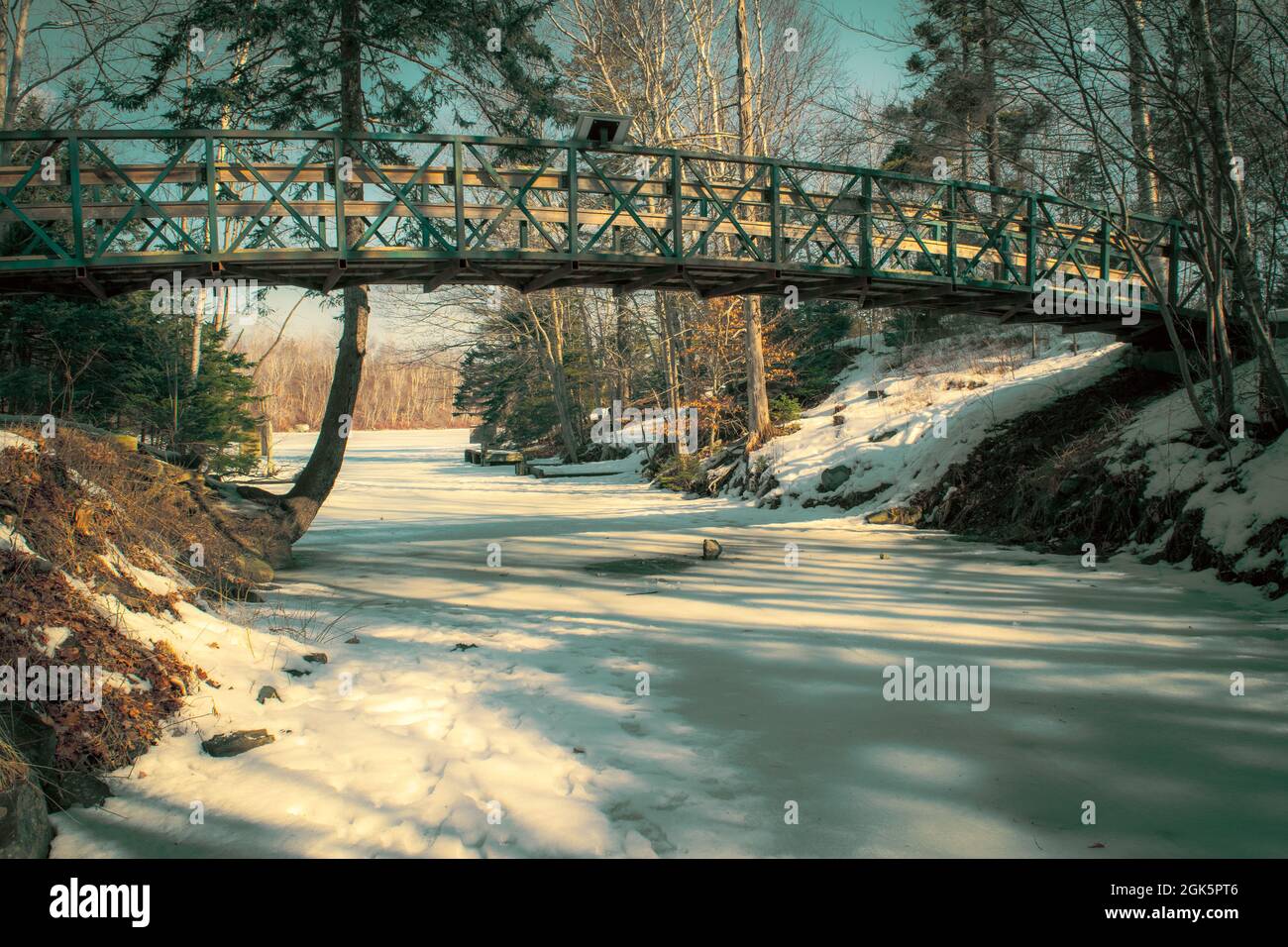 Fußgängerbrücke über den Shubenacadie-Kanal Stockfoto