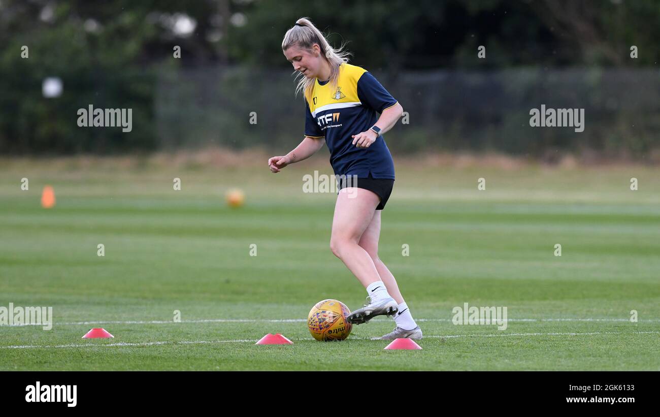 Bild: Andrew Roe/AHPIX LTD, Football, Doncaster Belles Training Session, 25/06/21, Cantley Park, Doncaster, UK Howard Roe >>>>07973739229 Stockfoto