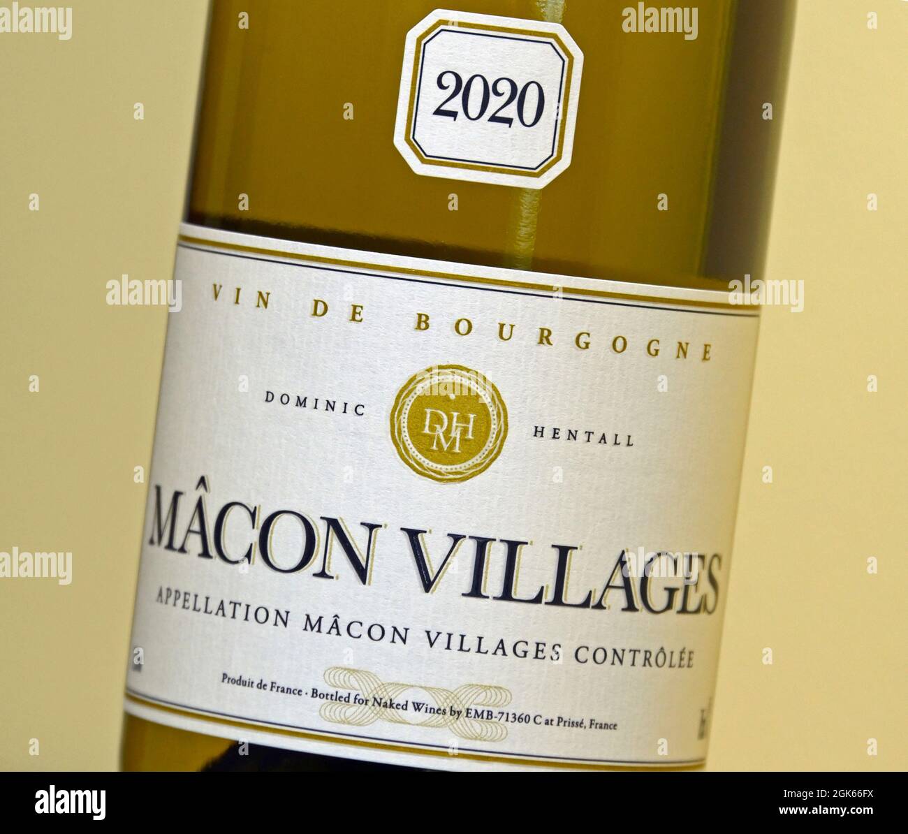 Weinetikett. Macon Villages. Vin de Bourgogne. Dominic Hentall. 2020. Frankreich. Stockfoto