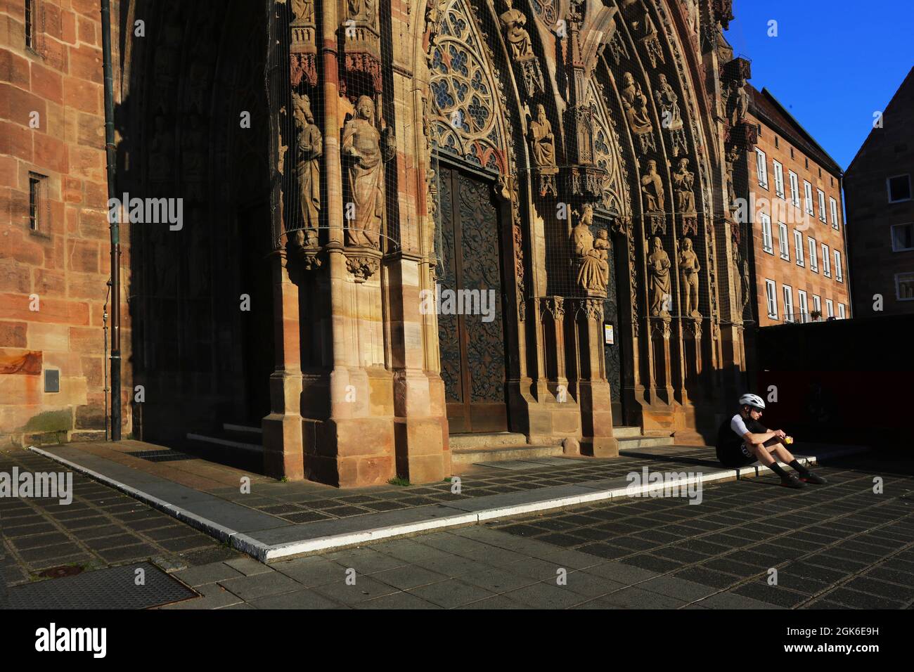 Nürnberg Architektur mit gotischer Frauenkirche am Hauptmarkt in der Innenstadt oder Altstadt von Nürnberg oder Nürnberg, Franken, Bayern Stockfoto