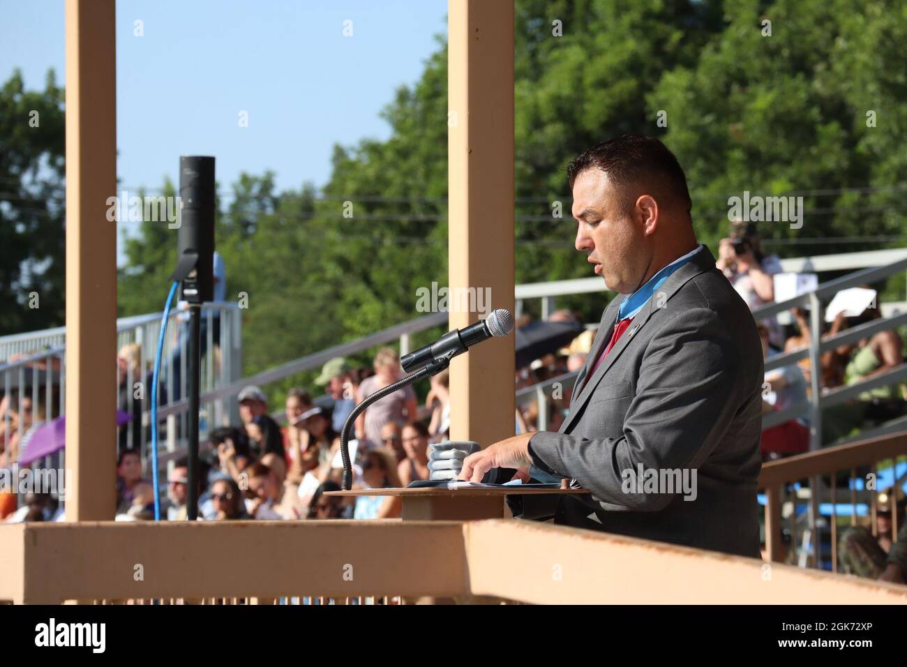 Der pensionierte MSgt Leroy Petry hielt am 20. August 2021 seine Rede vor der 434th Field Artillery Brigade Basic Combat Training Graduation Class. Stockfoto