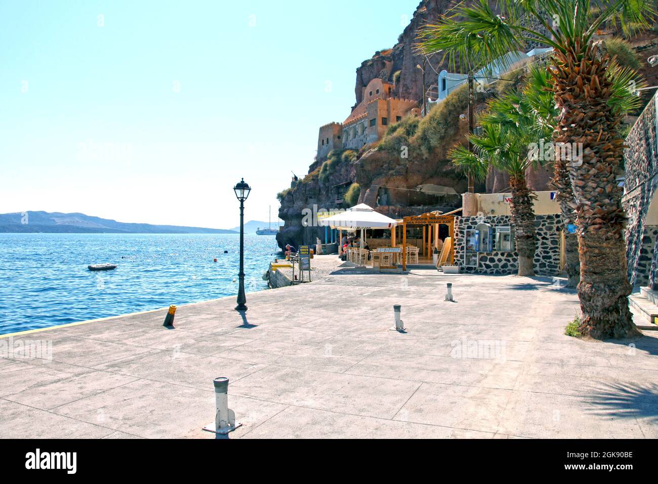 Santorini Alter Hafen in Fira, Santorini, griechische Inseln, Griechenland. Stockfoto
