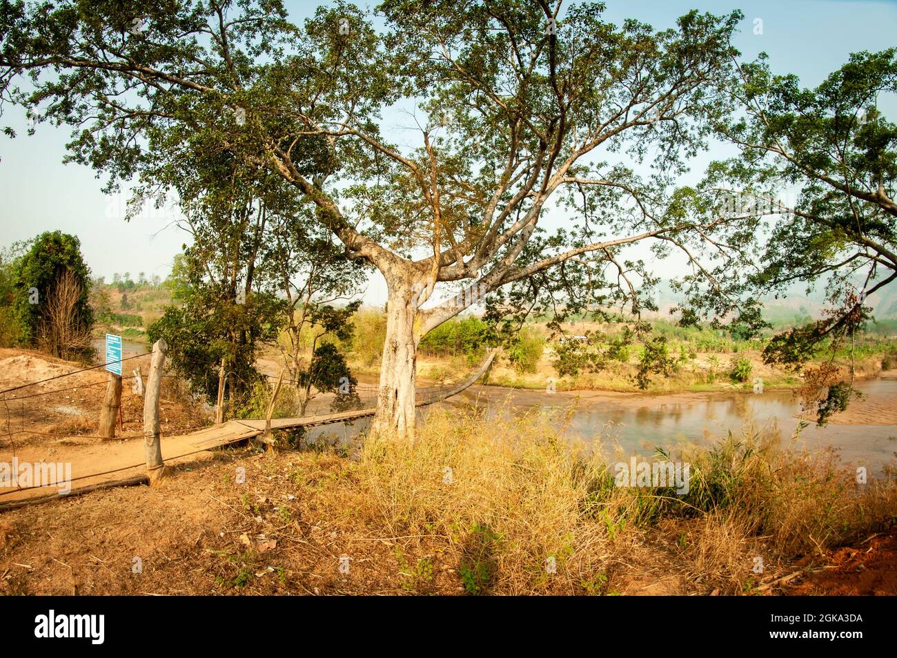 Schöne Brücke in Kon TUM Provinz Zentralvietnam Stockfoto