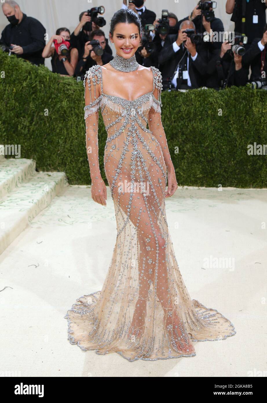 New York, USA. September 2021. Kendall Jenner, der am 13. September 2021 an der Benefizgala 2021 des Metropolitan Museum of Art Costume Institute in New York City, NY, USA, teilnahm. Foto von Charles Guerin/ABACAPRESS.COM Quelle: Abaca Press/Alamy Live News Stockfoto