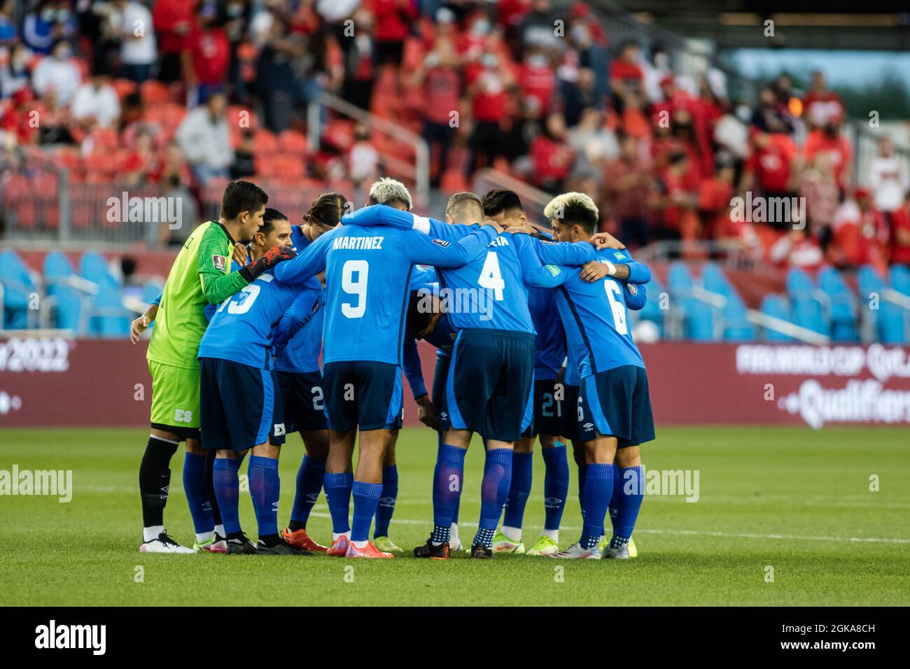 Toronto, Kanada, 8. September 2021: Das Team El Salvador hat sich vor dem CONCACAF World Cup Qualifying 2022-Spiel gegen Kanada auf dem BMO-Feld in Toronto, Kanada, zusammengefunden. Kanada gewann 3:0. Stockfoto