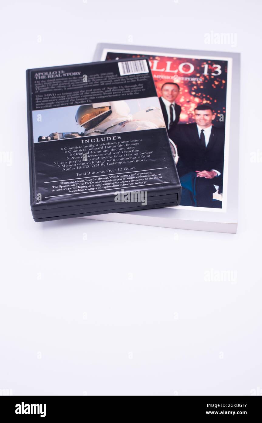 Apollo 13 abgetriebene Mondmission Dokumentarfilm DVD-Medien und Buch auf weißem Hintergrund Stockfoto