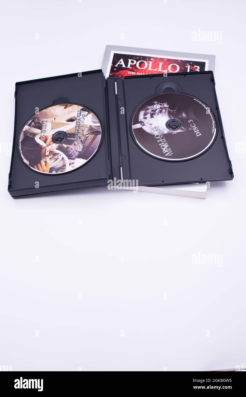 Apollo 13 abgetriebene Mondmission Dokumentarfilm DVD-Medien und Buch auf weißem Hintergrund Stockfoto