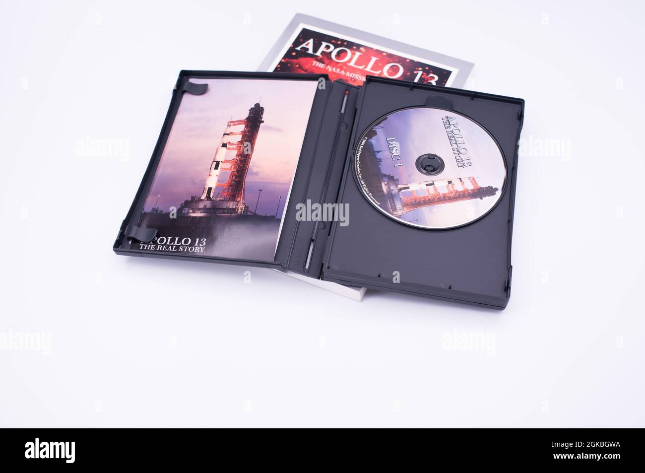 Apollo 13 abgetriebene Mondmission Dokumentarfilm DVD-Medien und Buch auf weißem Hintergrund Stockfoto