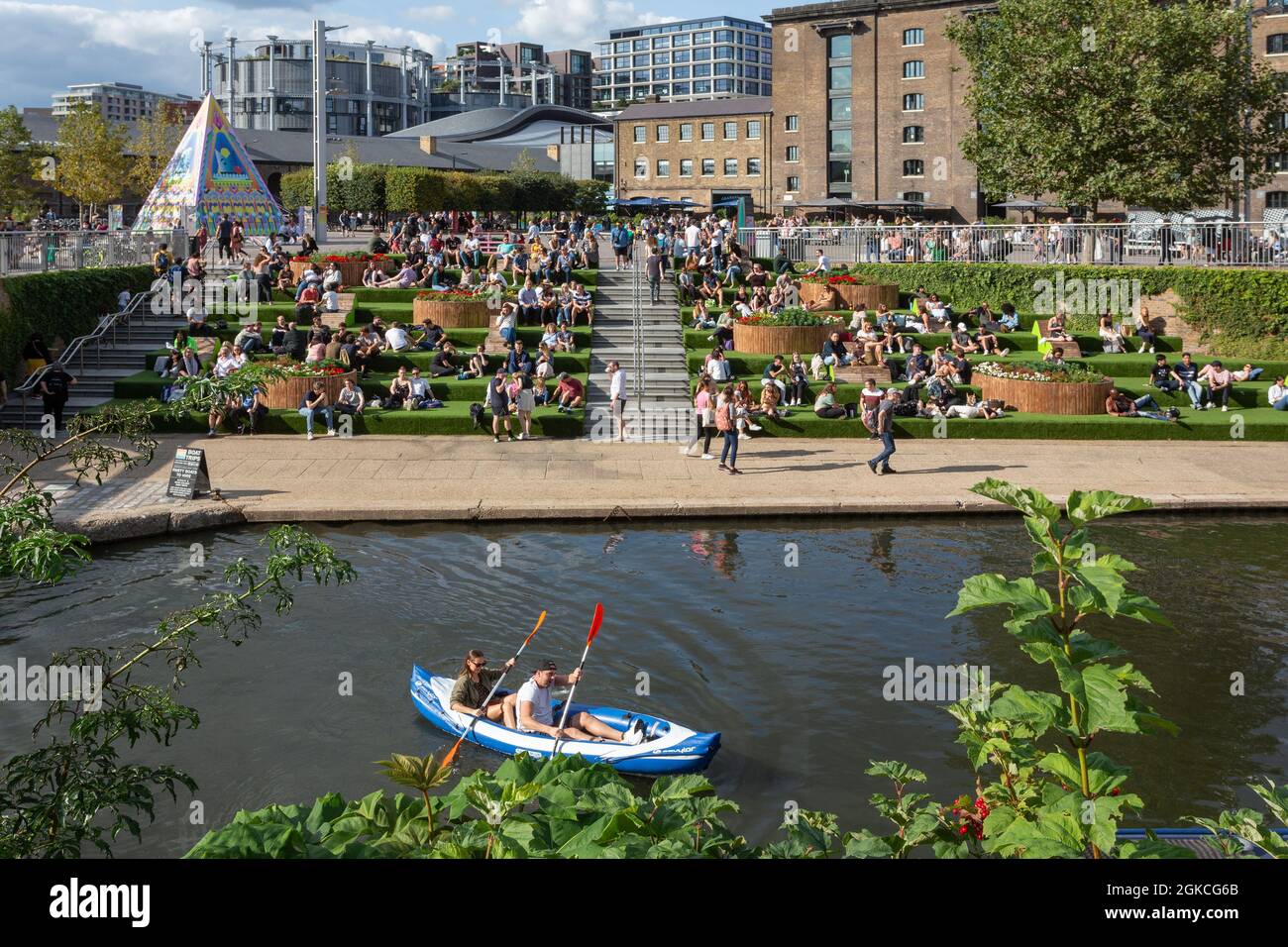 Getreidespeicher Square, King's Cross, London, UK Stockfoto