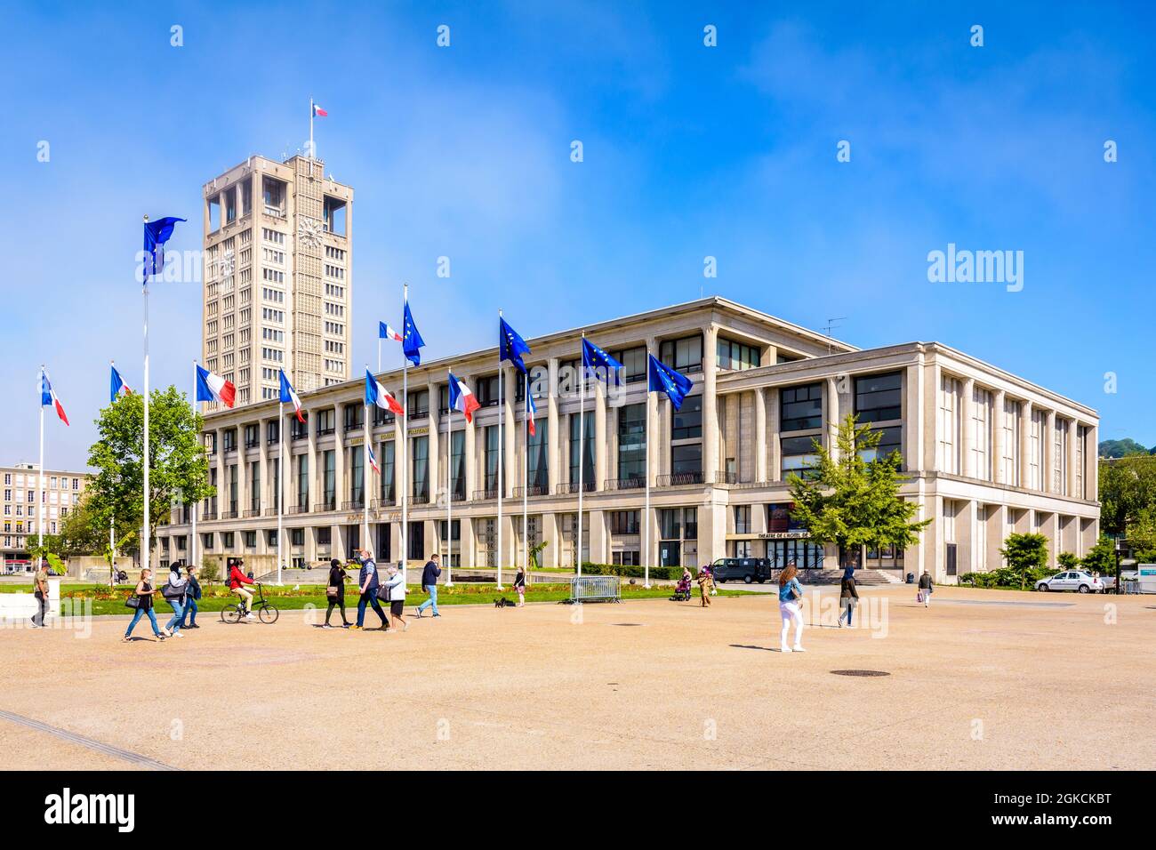 Fassade und Turm des Rathauses von Le Havre, Frankreich. Stockfoto