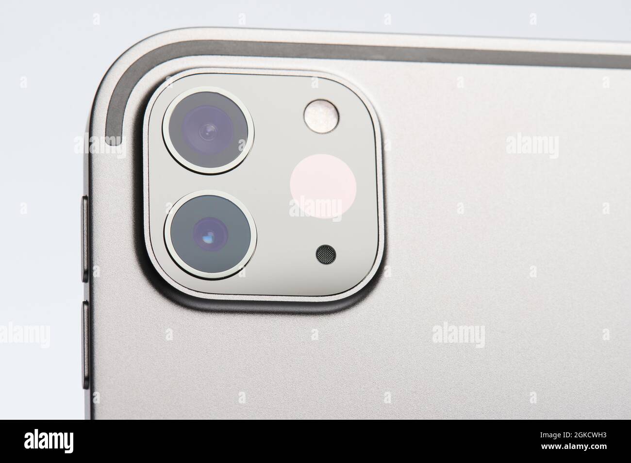 New york, USA - September 3 2021: Kamera auf Apple ipad Pro Tablet Nahaufnahme isoliert Stockfoto