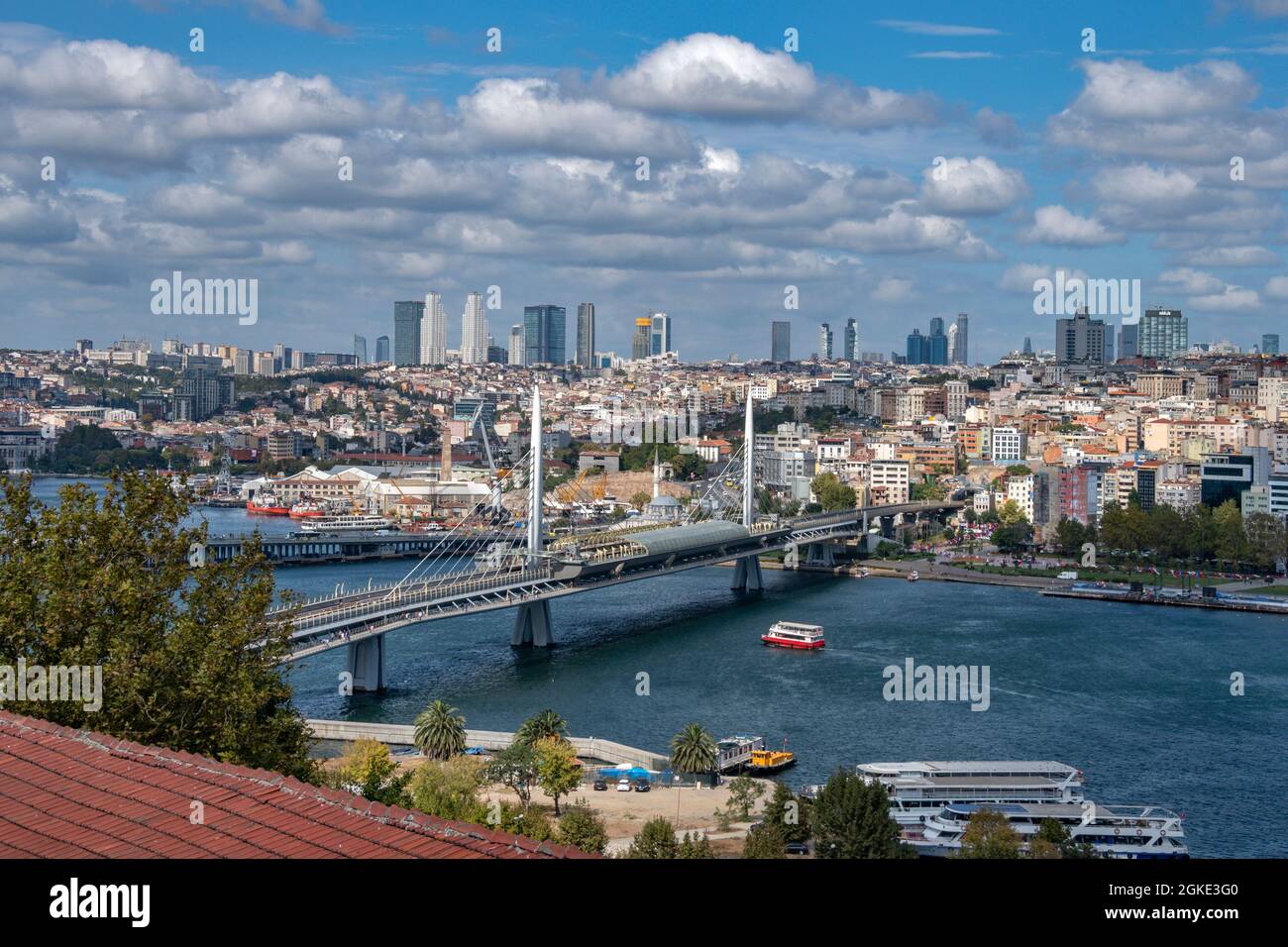 Blick auf Istanbul von der Süleymaniye Moschee, Istanbul, Türkei Stockfoto