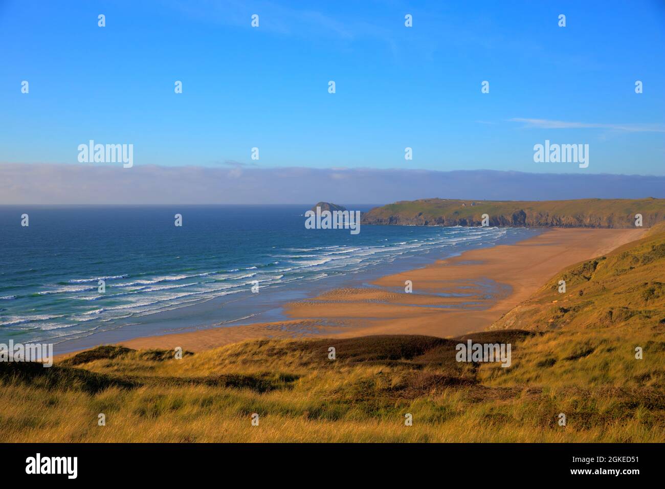 Wunderschöner kornischer Sandstrand Perran Sands Perranporth Cornwall großbritannien Stockfoto