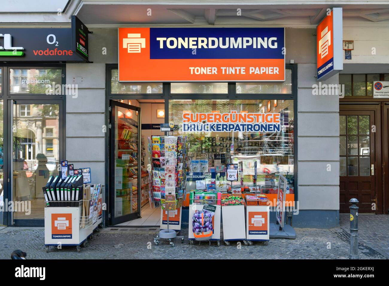 Tonerdumping -Fotos und -Bildmaterial in hoher Auflösung – Alamy