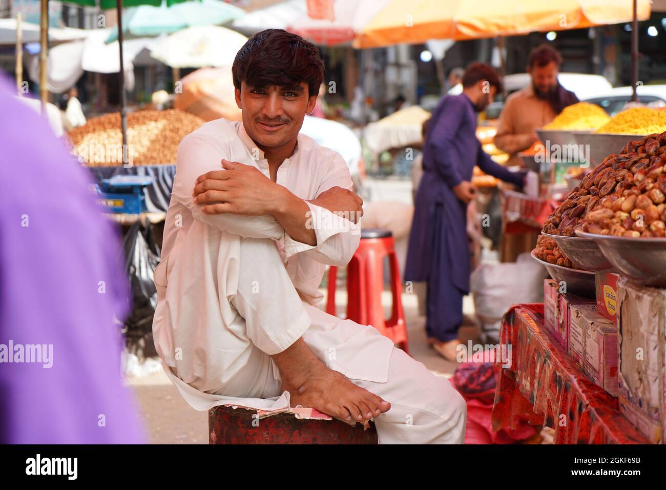 Dieses Foto wurde aufgenommen, nachdem die Taliban in Afghanistan, der Stadt Jalalabad, kontrolliert wurden. Stockfoto