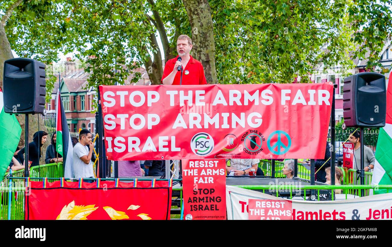 Stoppt die Bewaffnung der israelischen Demonstration. Die größte Waffenmesse der Welt, Defense and Security Equipment International (DSEI), kehrt nach Newham, London, Großbritannien, zurück Stockfoto