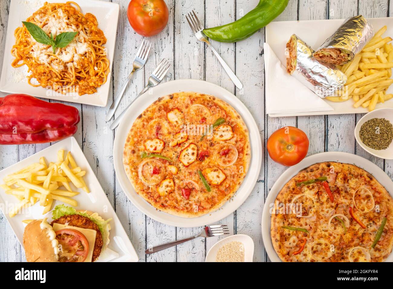 Pizzaria imbiss döner -Fotos und -Bildmaterial in hoher Auflösung – Alamy