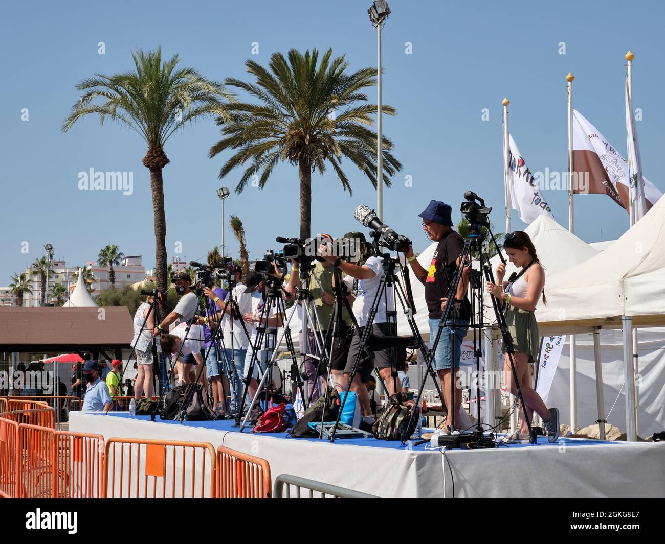 Fotografen und Videofilmer bei der Flugschau Torre del Mar, Malaga, Spanien. Stockfoto