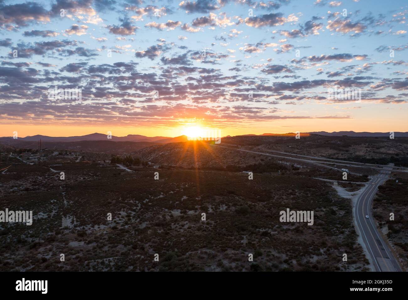 Sonnenuntergang über der Hochwüstenregion des Mountain Empire in San Diego County. Stockfoto