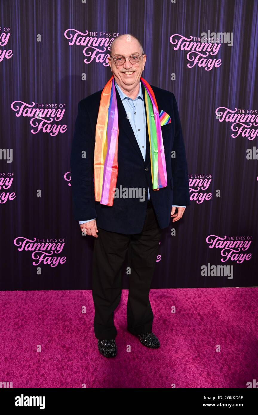 New York City, 14. September 2021. Reverend Steve Pieters blickt auf die New Yorker Premiere von Tammy Faye, die am Dienstag, den 14. September 2021, im SVA Theatre in New York City stattfand. Foto von Jennifer Graylock-Graylock.com 917-519-7666 Stockfoto