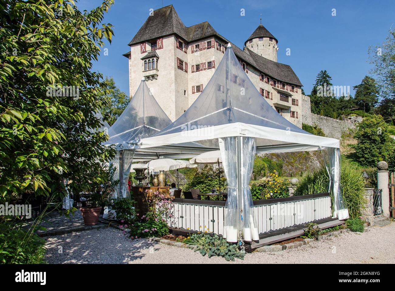 Schloss Matzen ist eine historische österreichische Schloss in Tirol in der Nähe der Niederlassung der Zillertaler im Inntal. Stockfoto