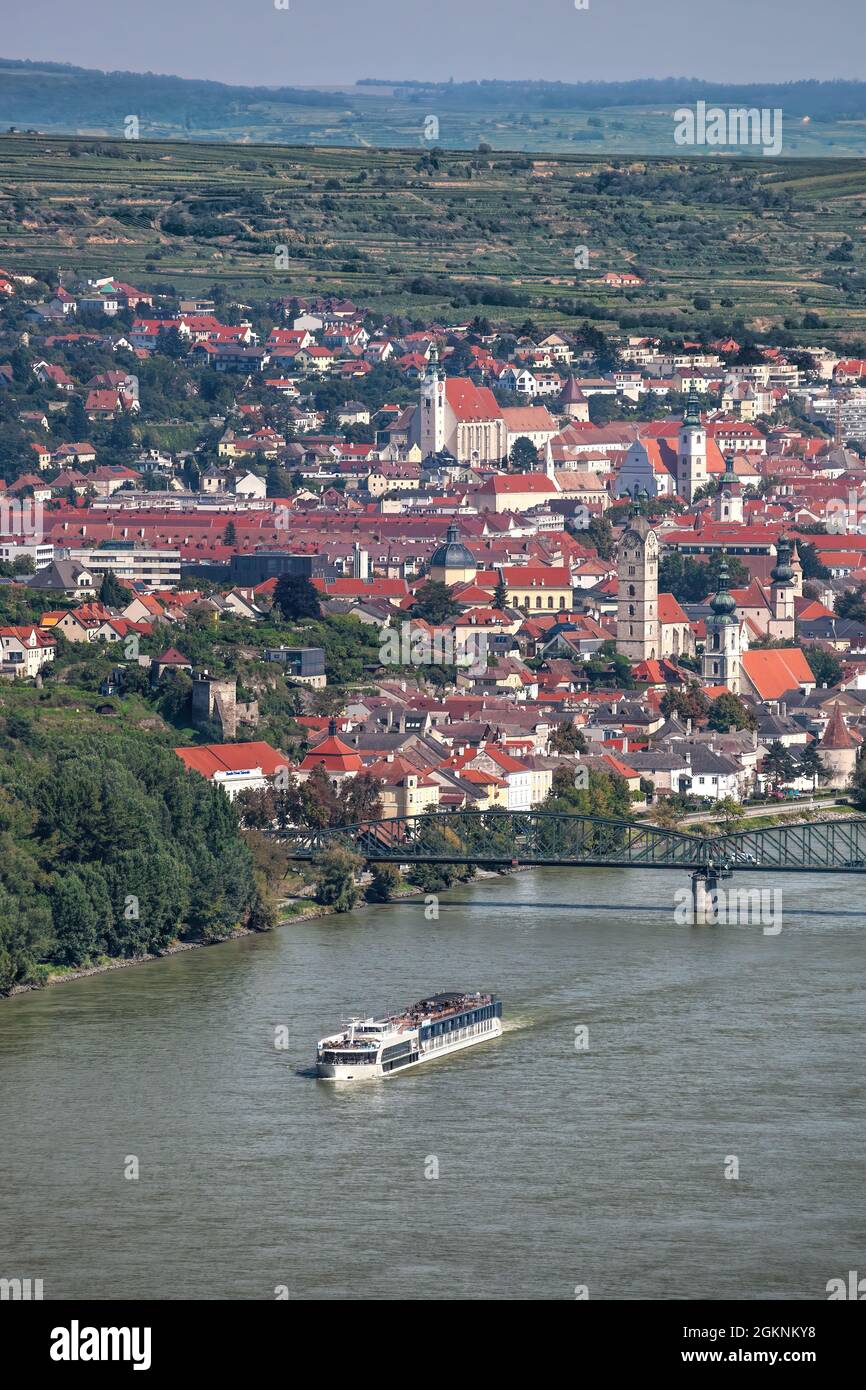Ungar Stadt An Der Donaunull