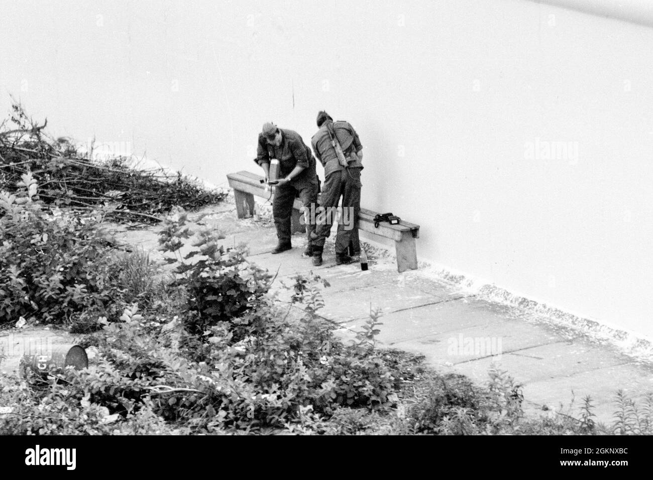 Mittagspause an der Berliner Mauer im Sommer 1989 Stockfoto