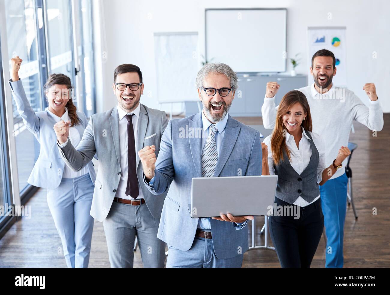 Das Business People Team feiert das Unternehmen Stockfoto
