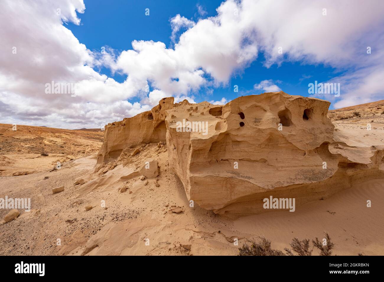 Sandsteinfelsen durch Wind erodiert, Barranco de los Encantados (Barranco de los Enamorados, Fuerteventura, Kanarische Inseln, Spanien, Atlantik Stockfoto