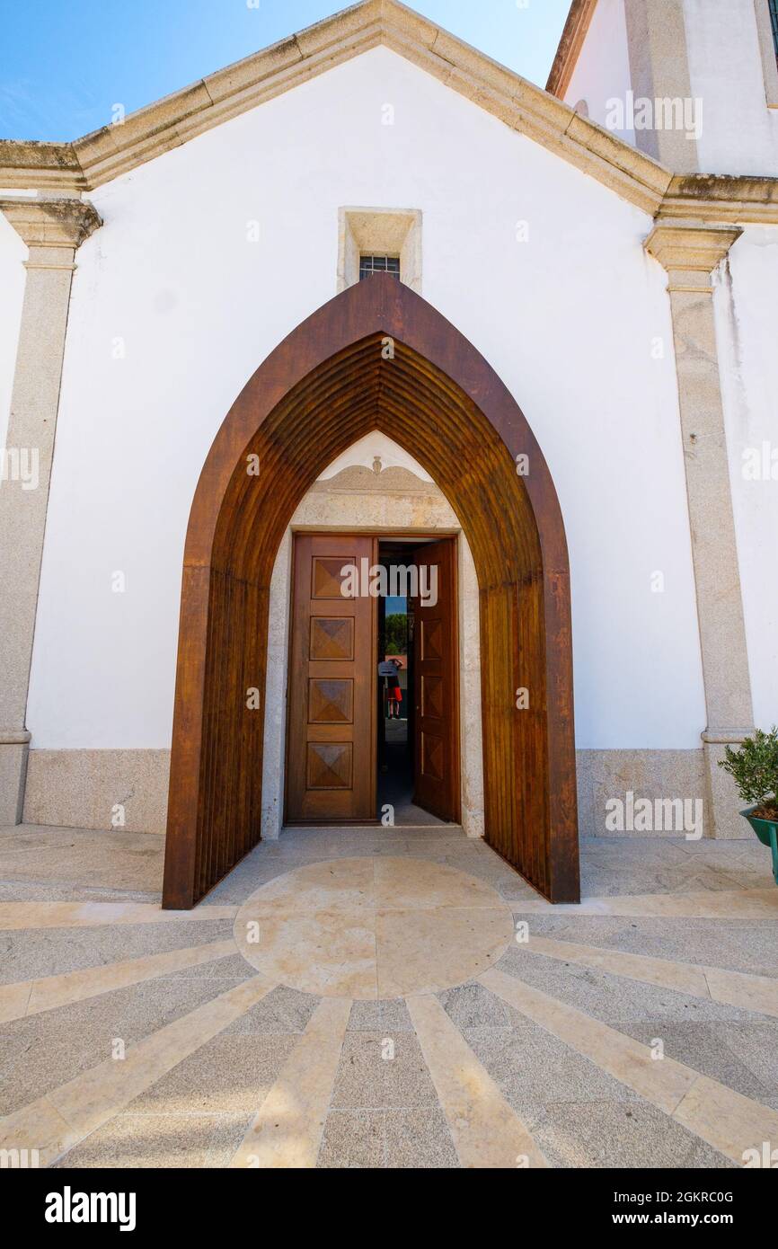 Macedo de Cavaleiros, Portugal - 28. August 2021 : Kloster Balsamão - Haus des Rückzugs und der Ruhe, Bezirk Braganca, Portugal Stockfoto