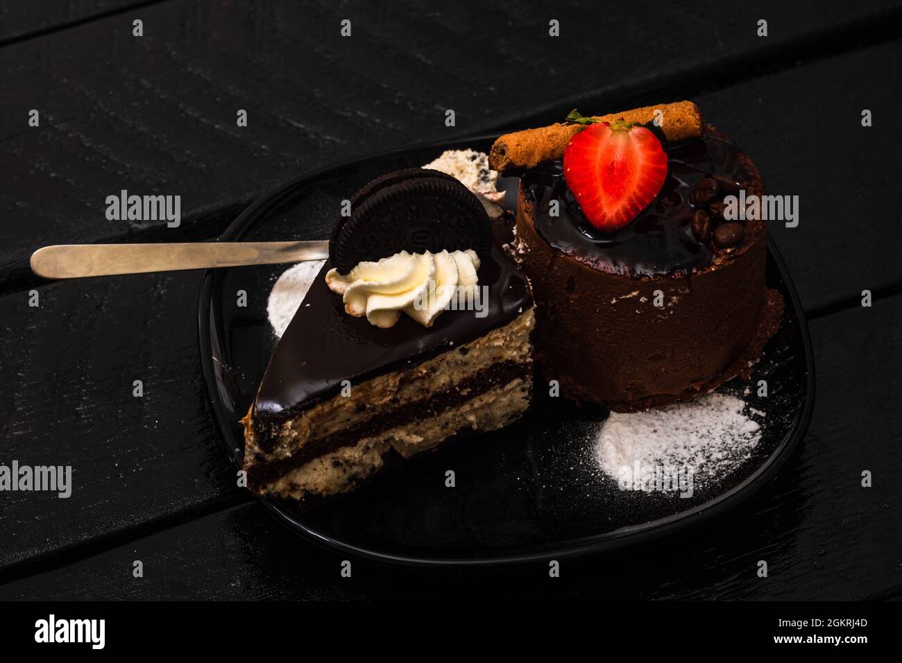 Nahaufnahme eines köstlichen Schokoladenmousse-Nachtisches Stockfoto