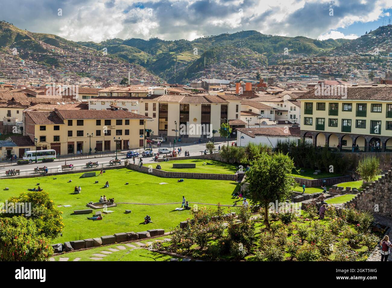 CUZCO, PERU - 23. MAI 2015: Ansicht von Cuzco vom Kloster Santo Domingo in Cuzco, Peru. Stockfoto