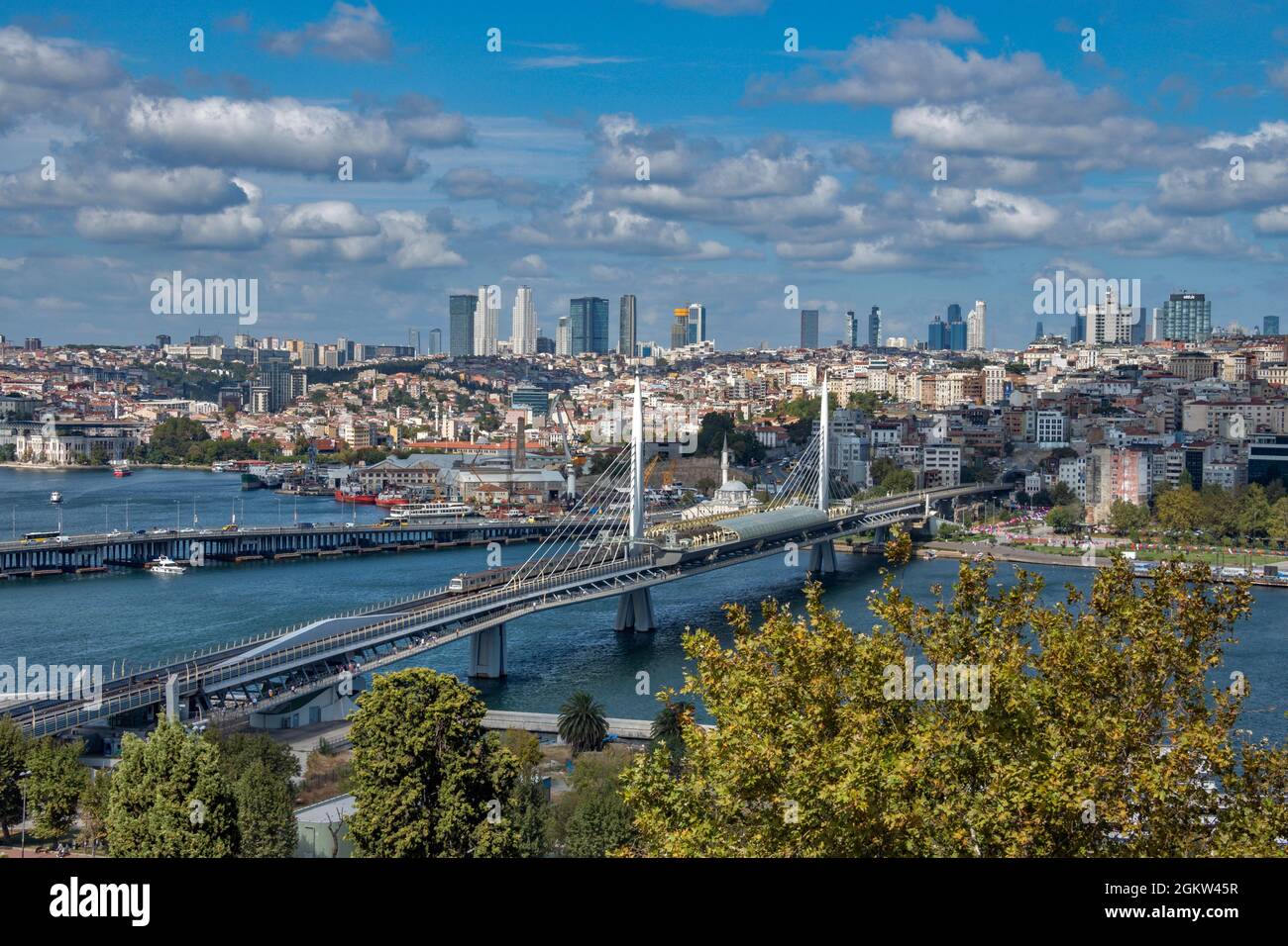 Blick auf Istanbul von der Süleymaniye Moschee, Istanbul, Türkei Stockfoto