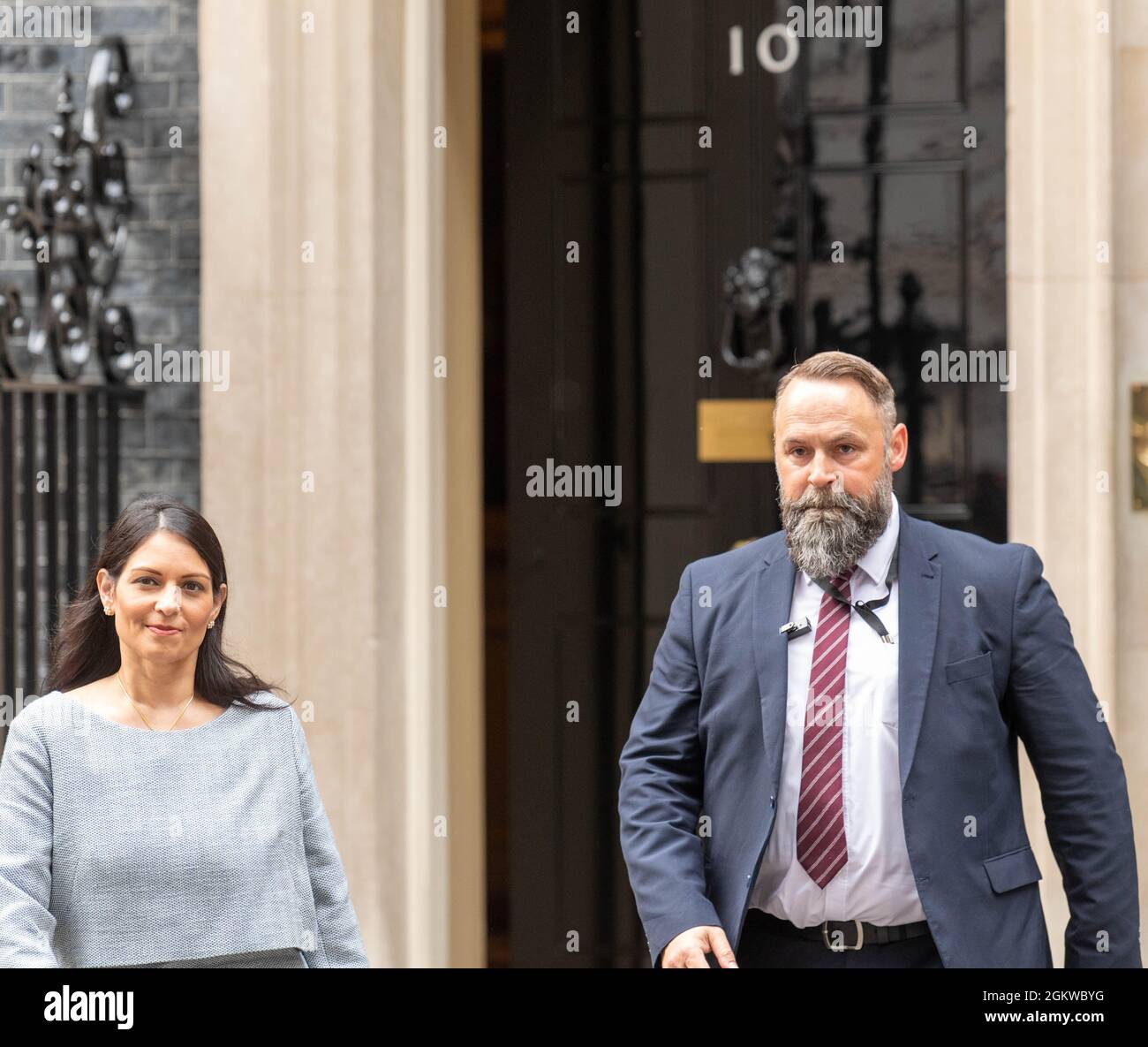 London, Großbritannien. September 2021. Kabinett neu gemischt Downing Street London Pritti Patel, Innenministerin Aufenthalt in ihrer Rolle Kredit: Ian Davidson/Alamy Live News Stockfoto