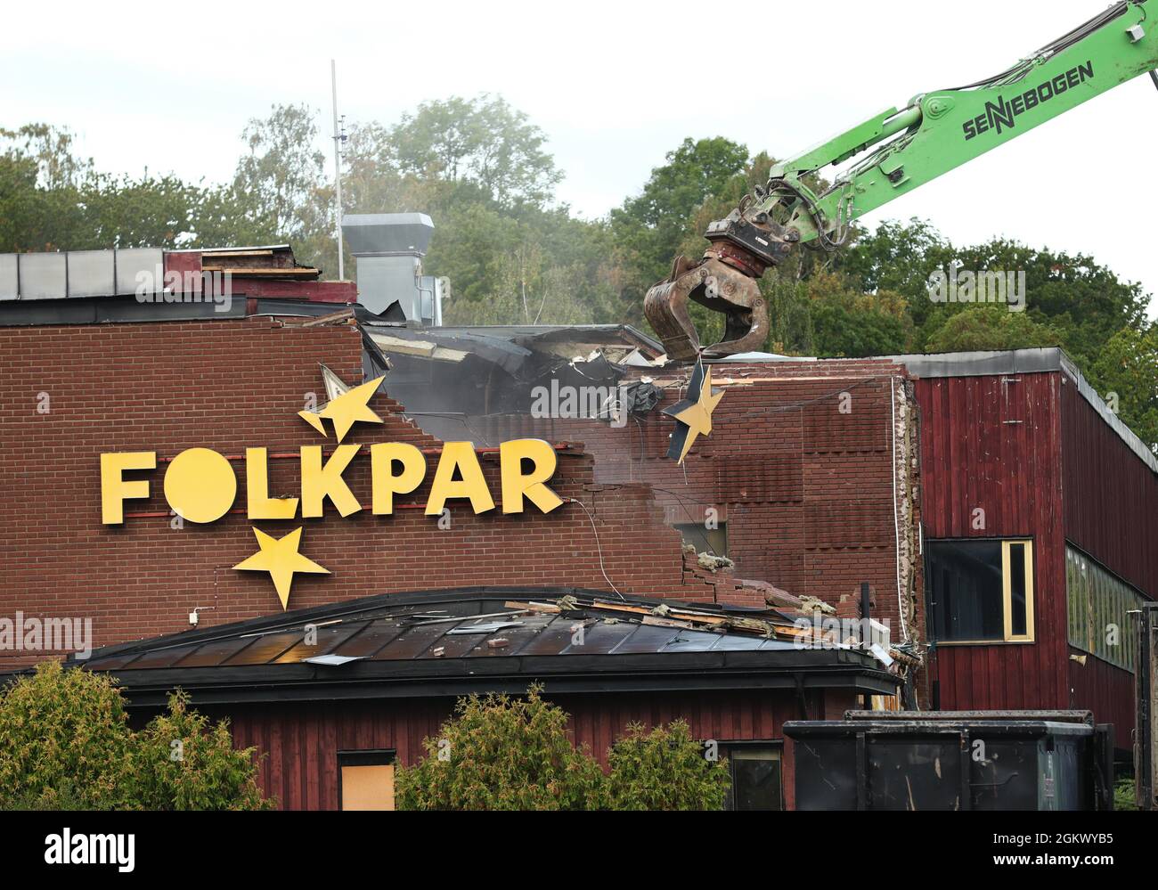 Abriss des Folkets Park in Motala. Hier werden Vorbereitungen für einen möglichen Bau im Zusammenhang mit den zukünftigen Investitionen von Lalandia getroffen. Stockfoto