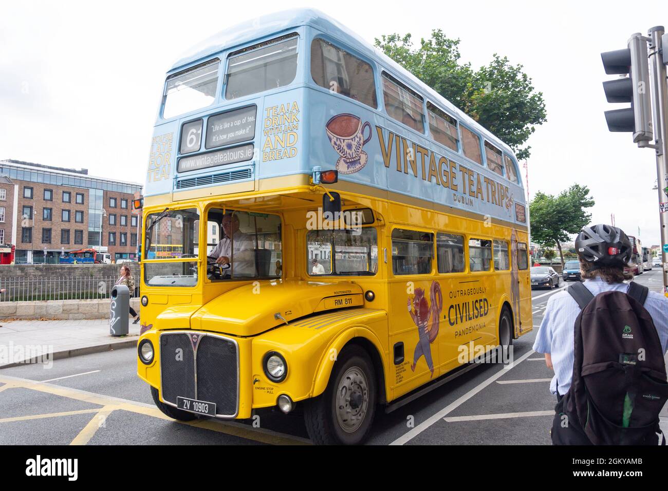 Vintage Tea Trips Bus, Ormond Quay Lower, North City, Dublin, Republik Irland Stockfoto