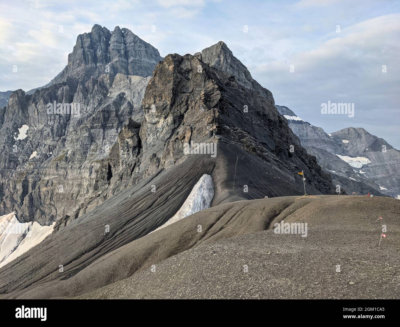 Auf dem Pass col de susanfe oberhalb des lac de salanfe und neben dem Dents du Midi. Mondlandschaft Stockfoto