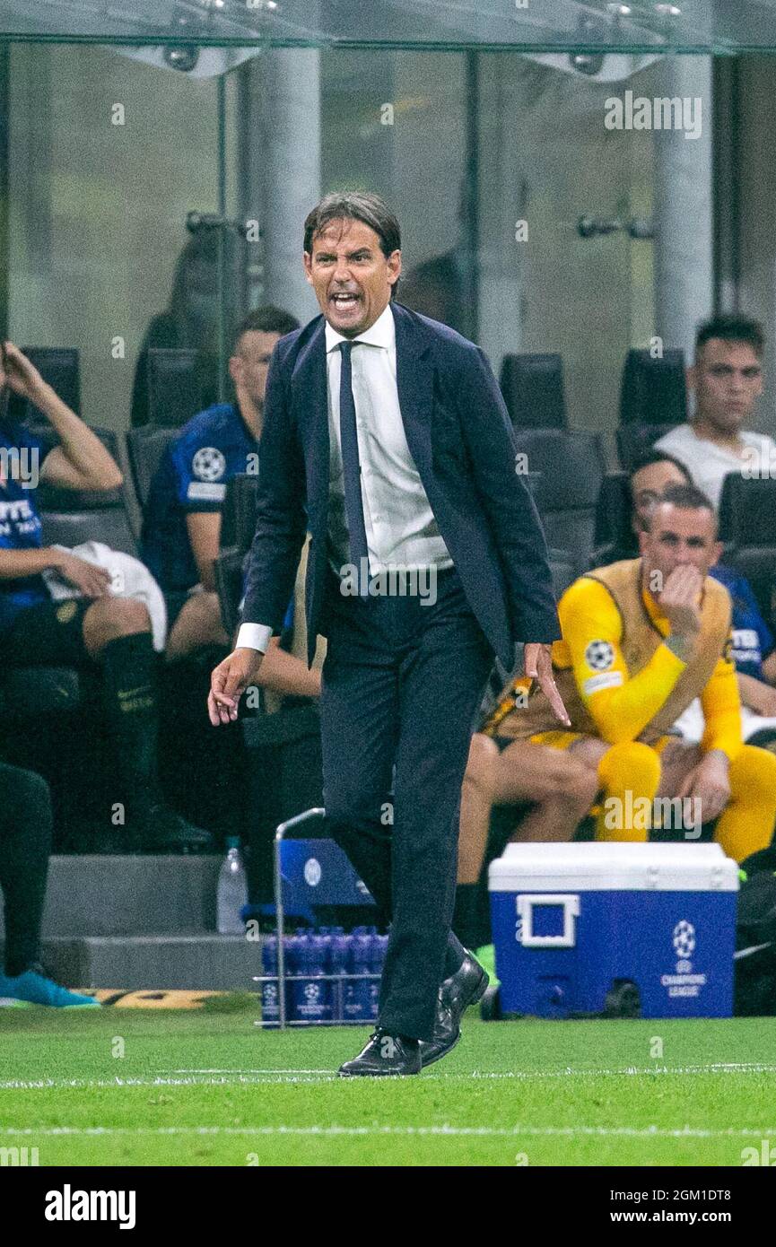 Mailand, Italien - september 15 2021 - simone inzaghi f.c. Inter Trainer Inter- Real Madrid Champions League Credit: Christian Santi/Alamy Live News Stockfoto