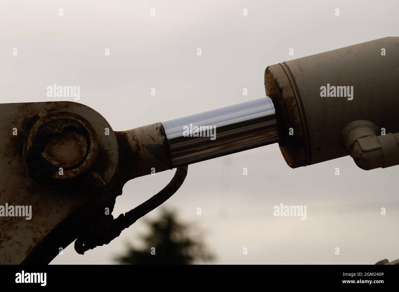 Hydraulikzylinder einer Baumaschine Stockfoto