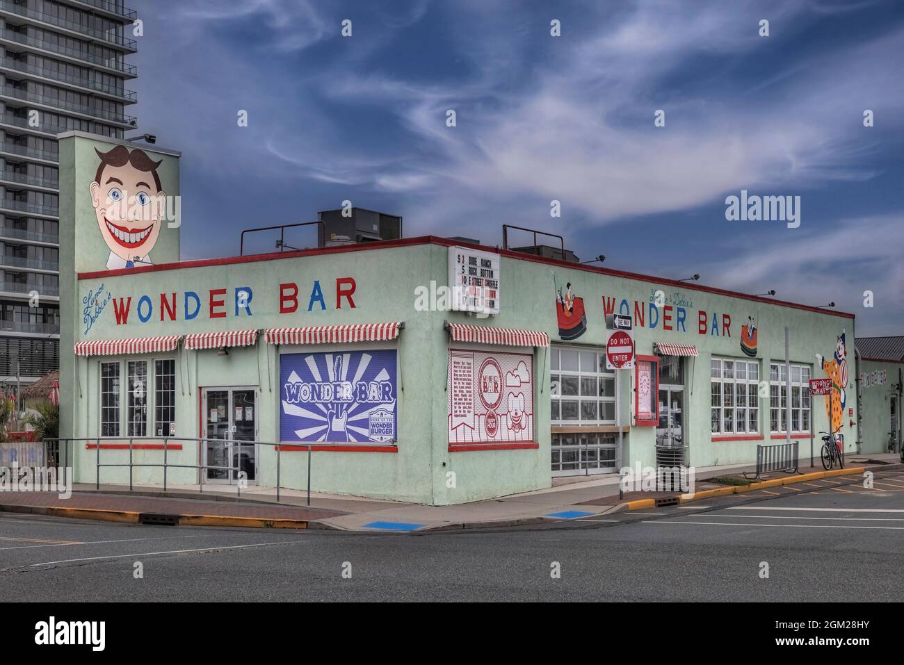 Wonder Bar Asbury Park NJ - Blick auf die legendäre klassische Wonder Bar im Asbury Park, New Jersey. Dieses Bild ist auch in Schwarzweiß verfügbar. Bis Stockfoto