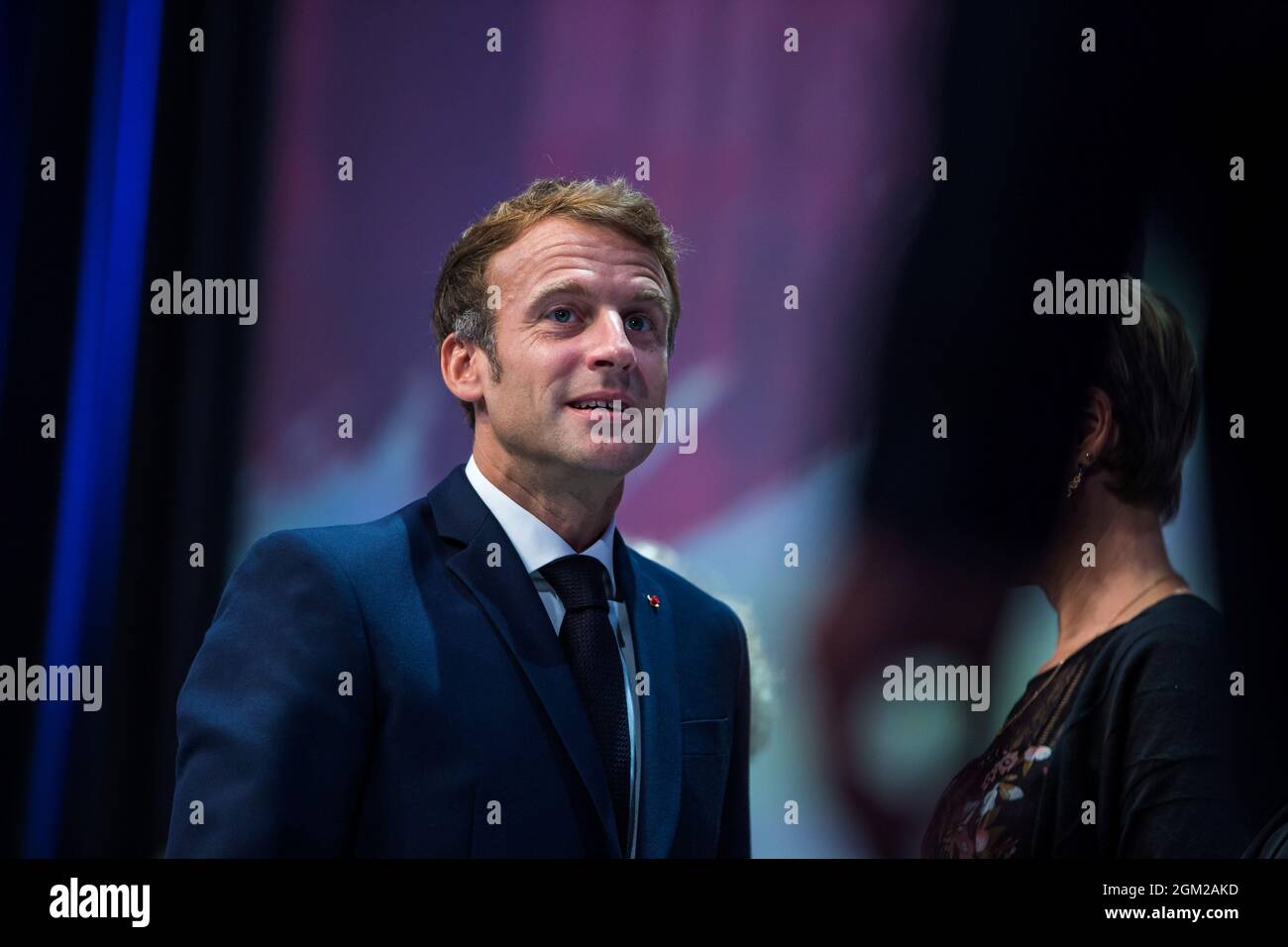 Der französische Präsident Emmanuel Macron nimmt am 16. September 2021 an einem Treffen der "Rencontres de l'Union des Entreprises de proximit (U2P)", einer französischen Gewerkschaft für lokale Unternehmen, in Paris Teil. Christophe Petit Tesson/Pool via REUTERS Stockfoto