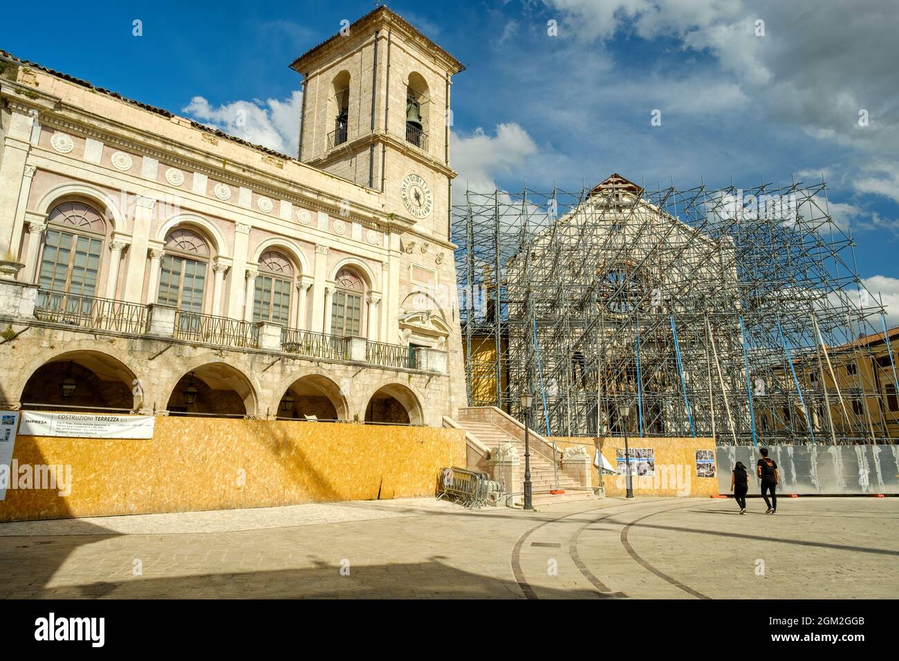 Wiederaufbau von Gebäuden in Norcia nach dem Erdbeben von 2016, Umbrien, Italien Stockfoto