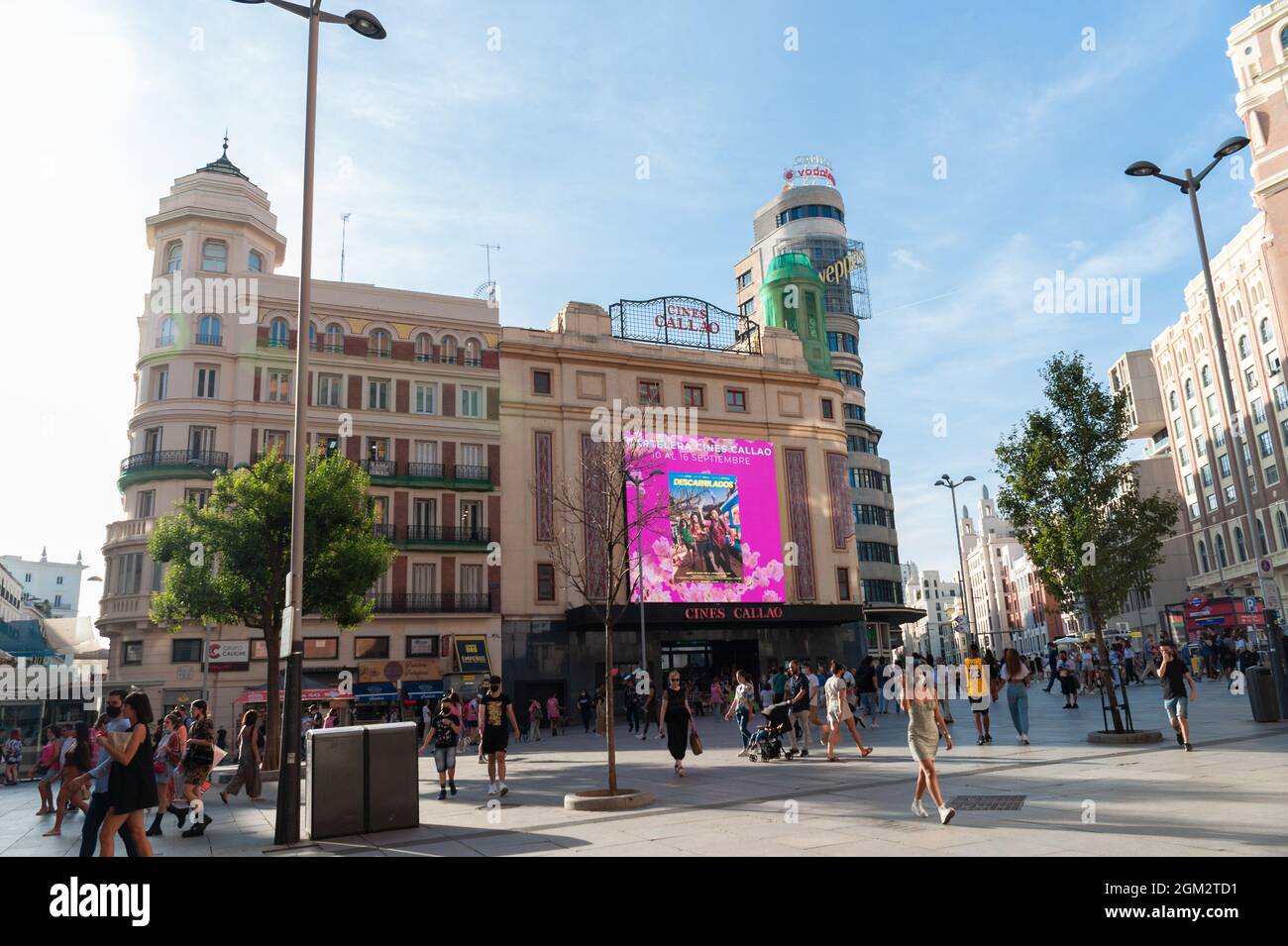 Madrid, Spanien; 5. September: Kinos Callao auf der Plaza de Callao mitten am Nachmittag mit Spaziergängen. In der Mitte des COVID Inc Stockfoto