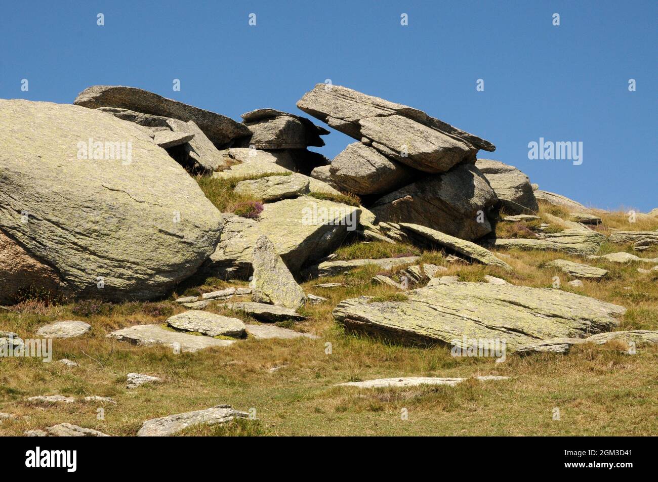 Rocce salendo da Ostana alla Punta Selassa in Valle Po, Piemonte Stockfoto